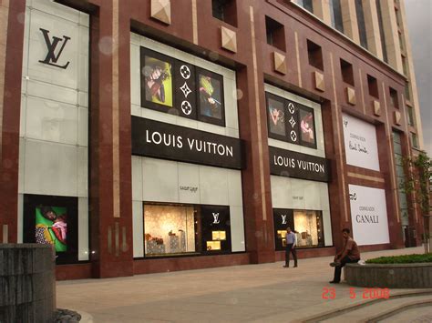 jobs in louis vuitton bangalore|Louis Vuitton Bangalore ub city.